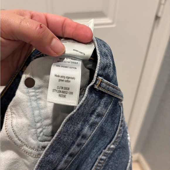 Agolde Reese Short in Precision - Picture 7 of 7